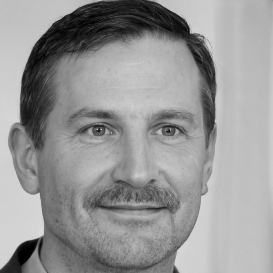 Felix Drakos, Client Relations Director